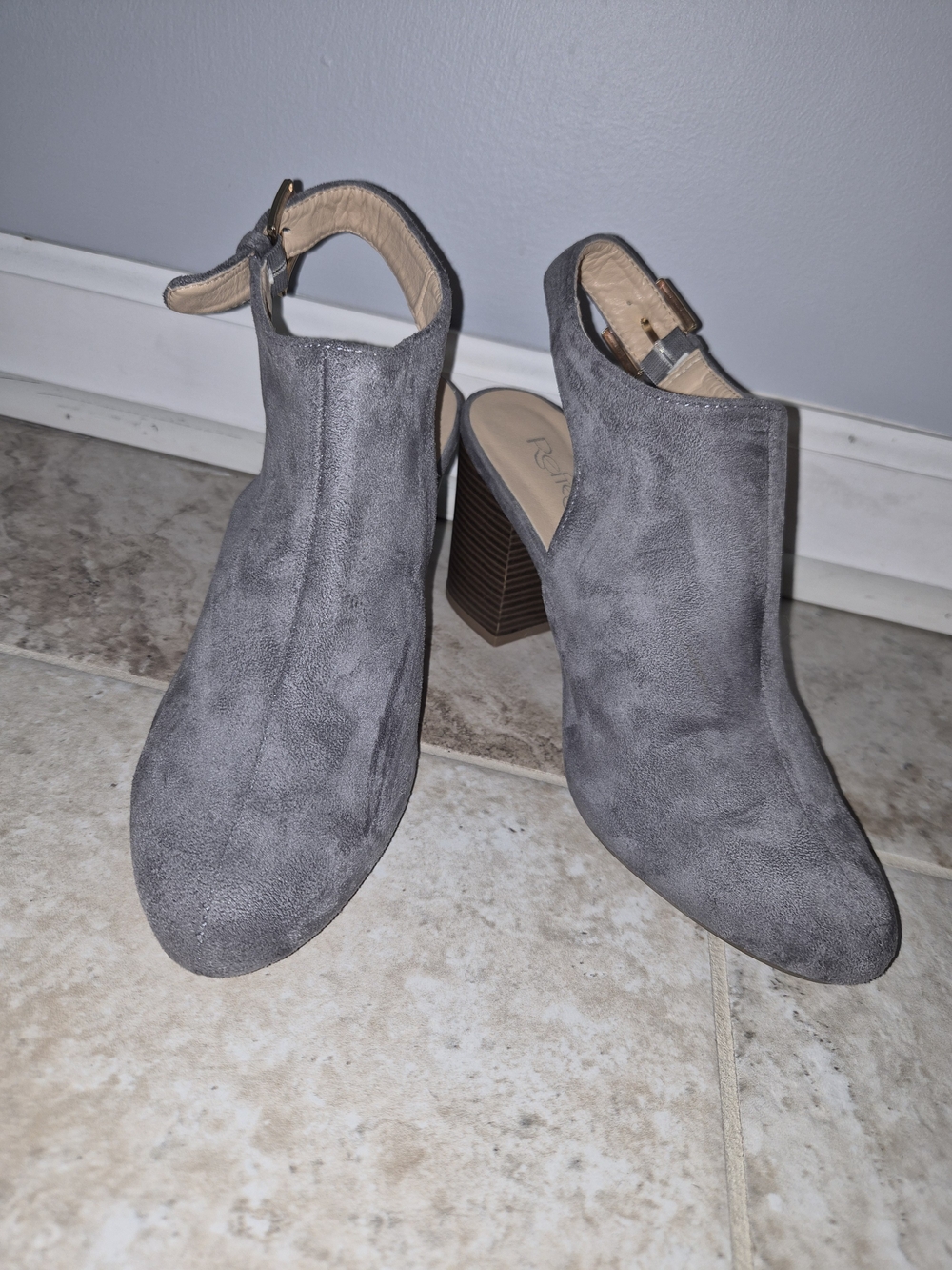 Refresh Women’s Grey Suede Block Heel Ankle Boots